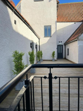No 8 Plants Yard Modern studio in Worksop